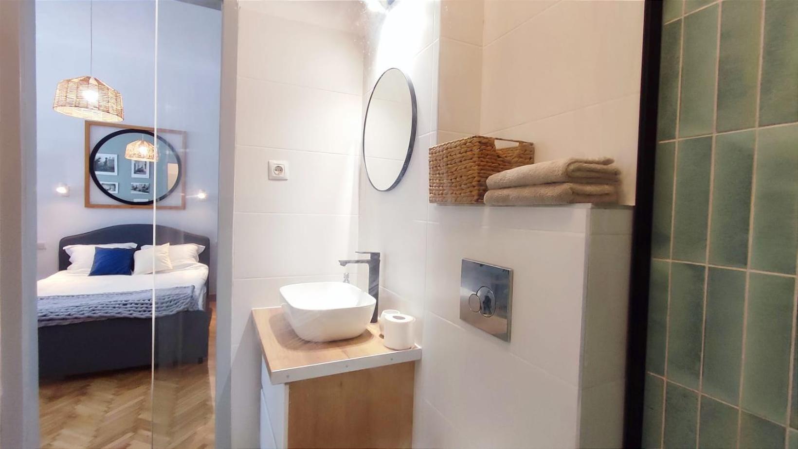 Isac 15 Central Apartment Cluj-Napoca Eksteriør bilde
